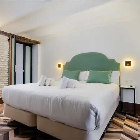 Designer Duplex - Former Architecture