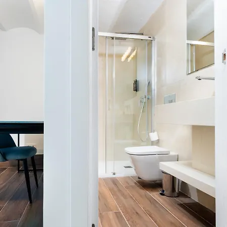 Designer Duplex - Former Architecture Apartment *
