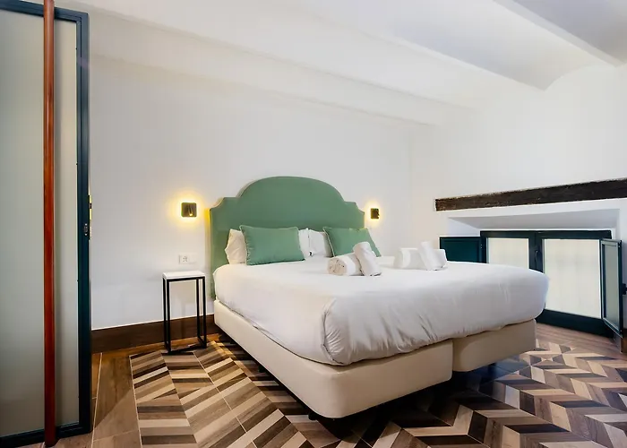 Designer Duplex - Former Architecture Apartment *