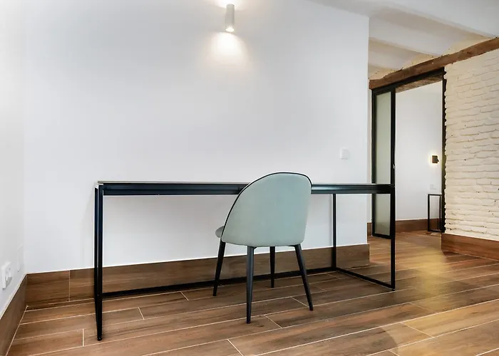 Designer Duplex - Former Architecture Apartment *